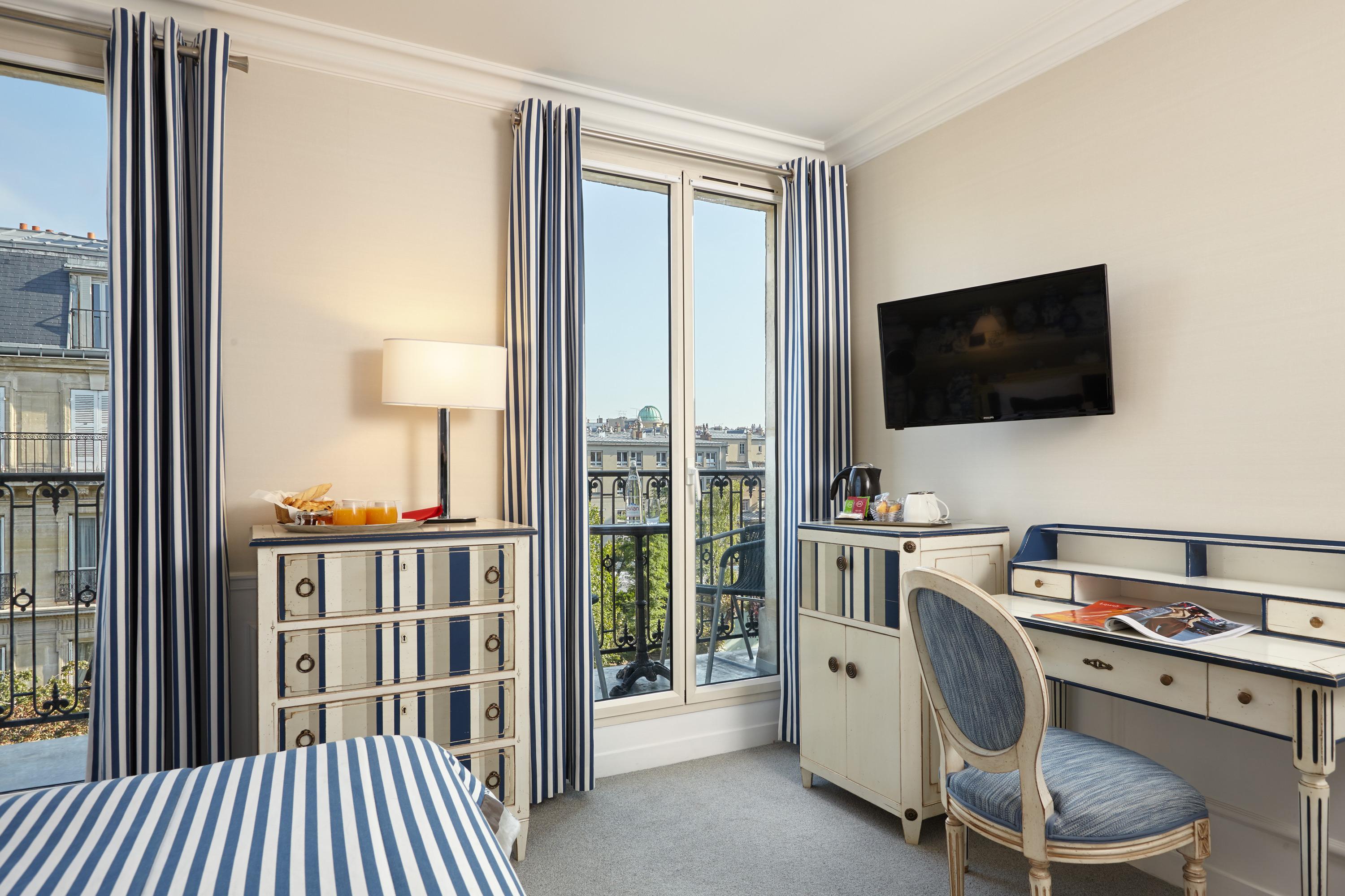 Relais Saint Jacques Hotel 4*